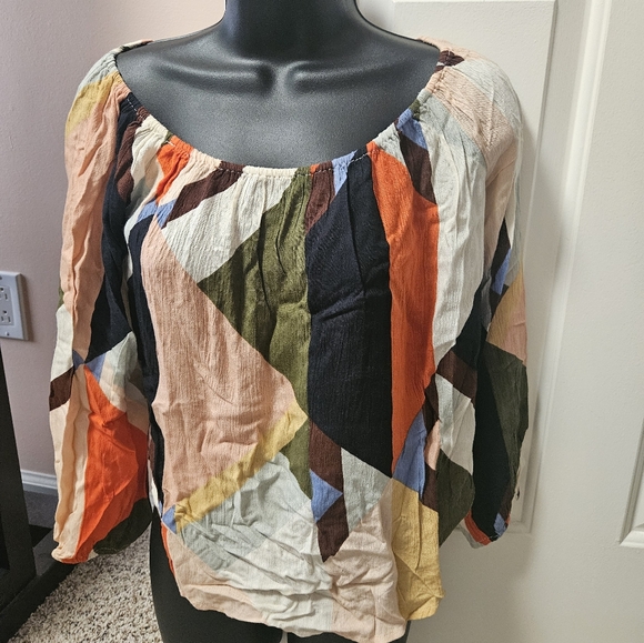Billabong Multicolor Geometric Off The Shoulder Top - Picture 6 of 11
